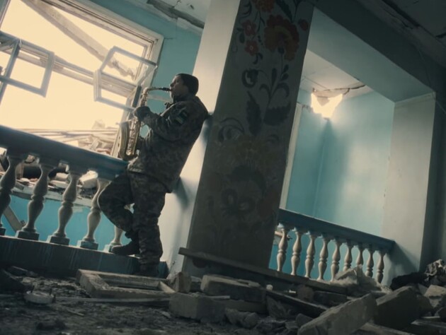 Українські військові переспівали різдвяні світові хіти. Відео знімали у бліндажі на бахмутському напрямку