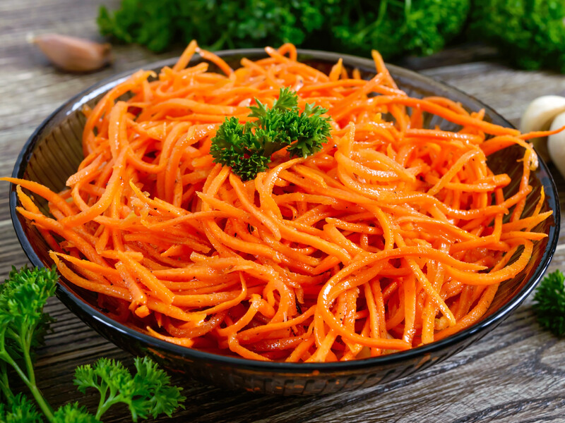 Рецепт: Морковь по-корейски без уксуса - Сочная и нежная