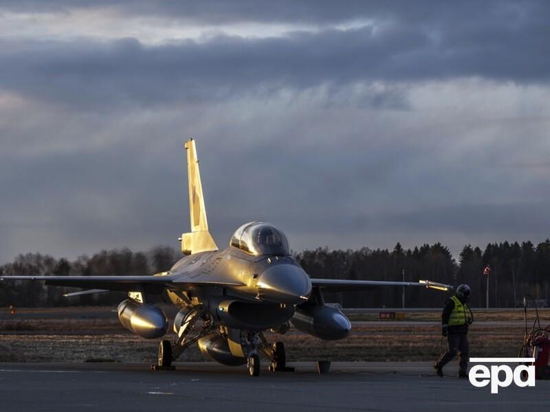 Получение Украиной F-16 выходит на финишную прямую – Центр стратегических коммуникаций