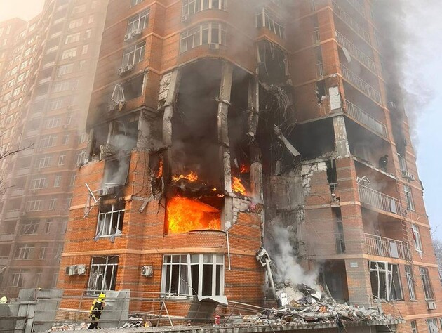 Россияне ударили по жилым домам Одессы. Два человека погибли, 15 пострадали – ОВА