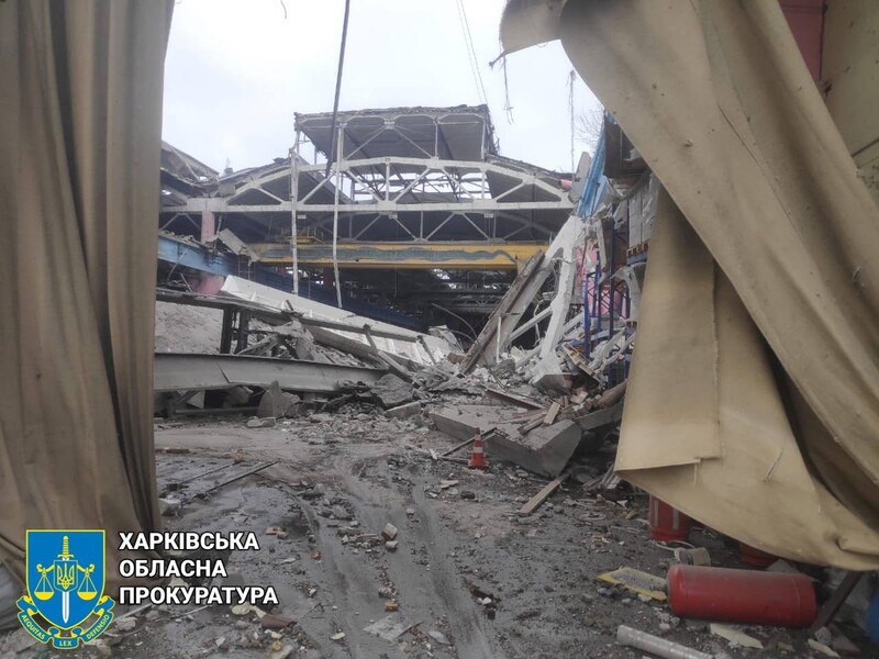Масований удар окупантів по Харкову. В ОВА заявили про трьох загиблих, постраждалих уже 13