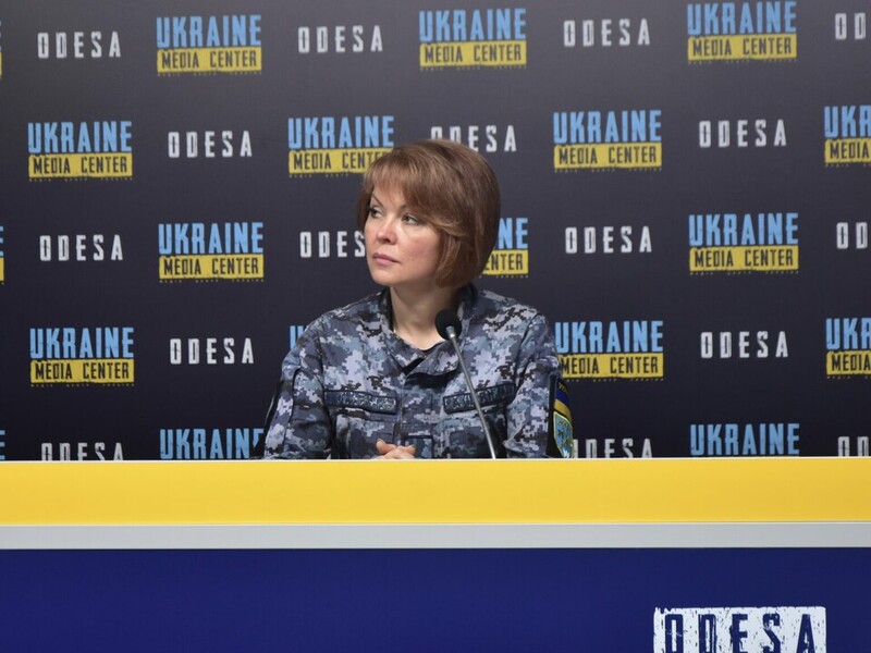 "Враг обильно сыпал барражирующими снарядами". Гуменюк рассказала о последствиях ночного удара оккупантов по югу Украины