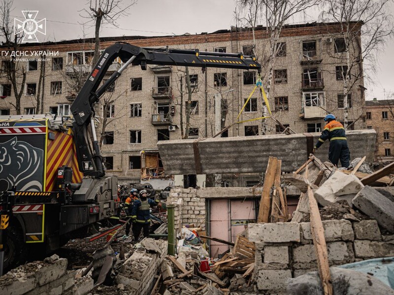 Окупанти вчергове обстріляли Харків, місцева влада повідомила про пошкодження цивільної інфраструктури