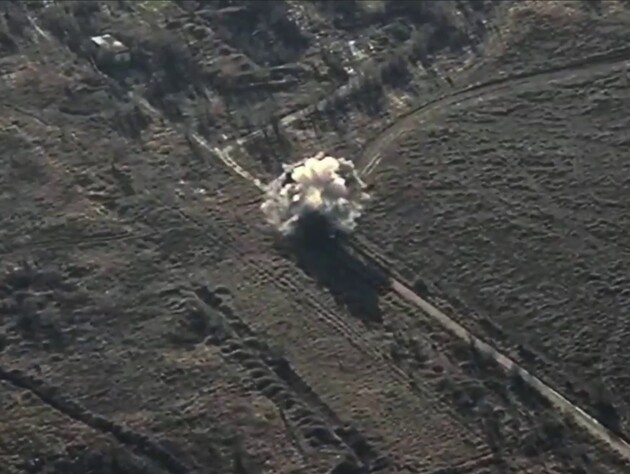 ССО навели вогонь HIMARS на російський безпілотний авіакомплекс ZALA. Екіпаж, транспорт і БПЛА знищено. Відео