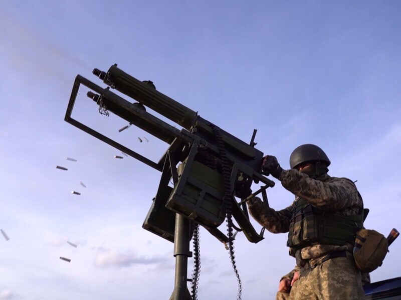 Майже половину дронів і кожну п'яту ракету окупантів 2 січня на півночі України збили мобільні вогневі групи – Наєв
