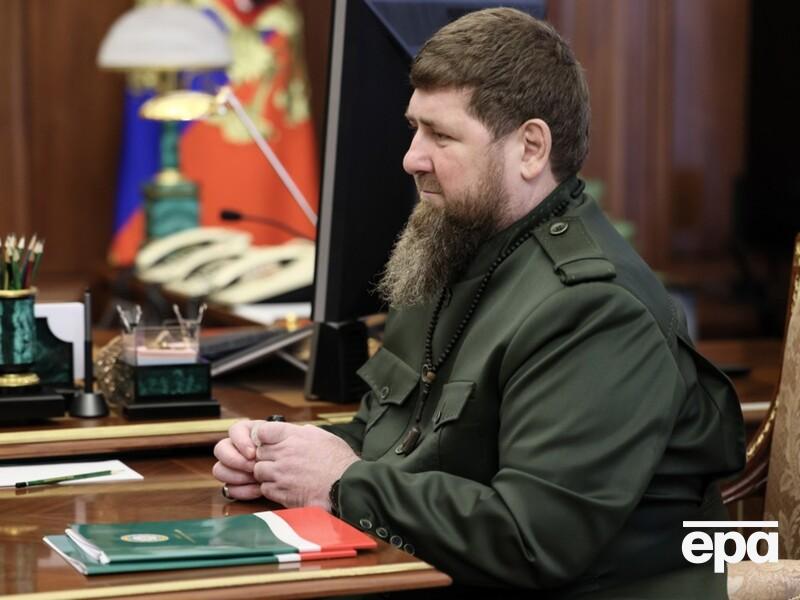 Кадыров призвал силовиков убивать родню тех, кто "нарушает общественный порядок" и скрывается
