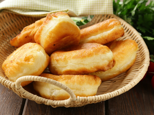 Смешайте это с мукой – и получатся ленивые пирожки, которые не нужно лепить. Простой рецепт вкусного воздушного теста