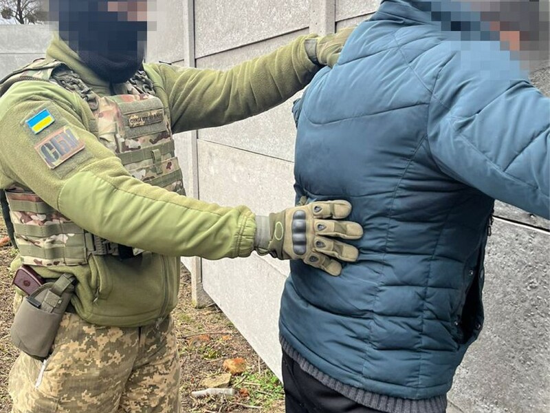 СБУ затримала жителя Слов'янська, якого підозрюють у передаванні окупантам локацій систем ППО України й HIMARS