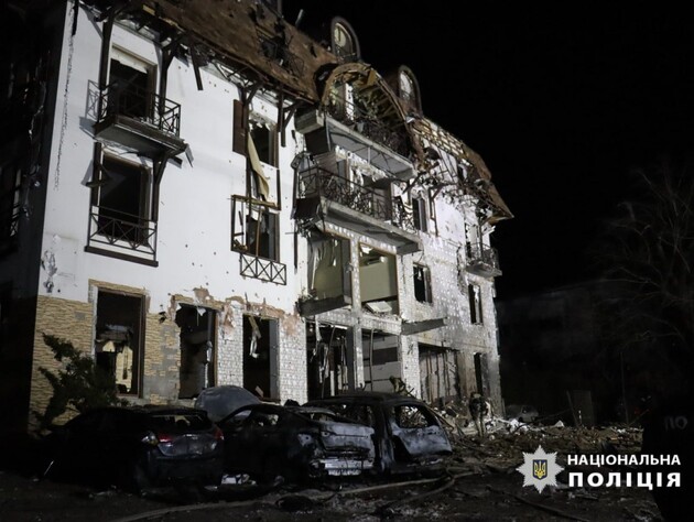 Оккупанты ударили по гостинице в Харькове, убили гражданского в Донецкой области, ранили – в Херсонской. Сводка ОВА за сутки