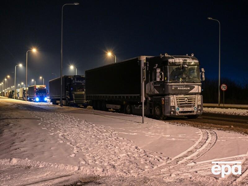 Польские перевозчики хотят возобновить блокаду пункта пропуска "Медыка – Шегини"