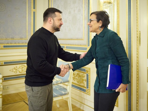 Прицкер в ходе визита в Киев встретилась с Зеленским и Шмыгалем. Она заявила СМИ, что на официальных встречах речь шла о назначении главы Счетной палаты