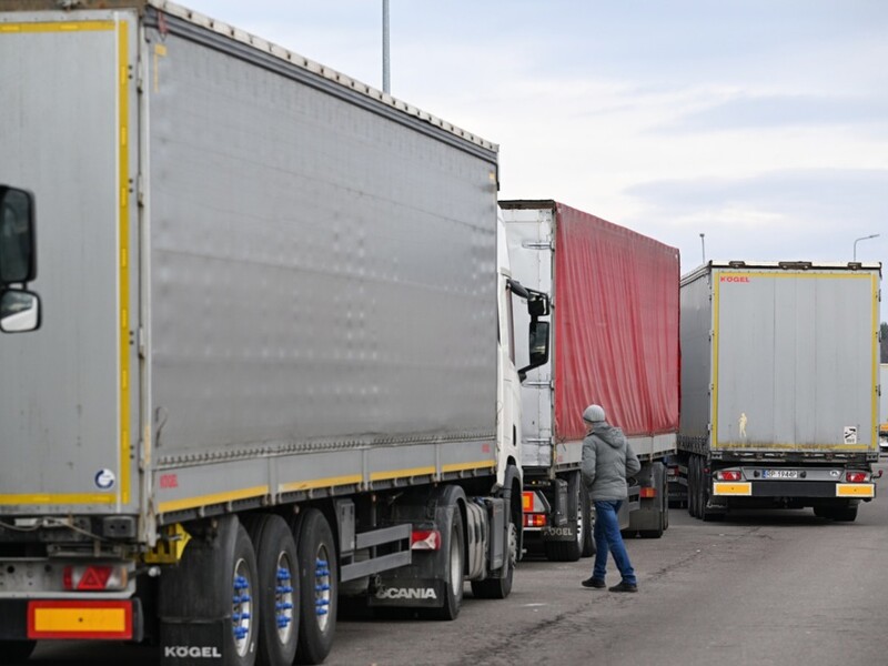 Польские перевозчики прекратили блокаду всех трех пунктов пропуска с Украиной