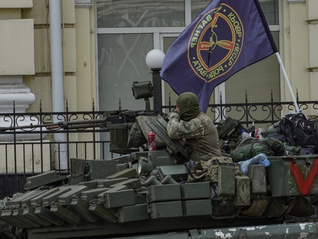 Командир 93-й бригады Хантер: Вагнеровцы для обнаружения наших огневых точек отправляли перед штурмовыми группами безоружных воинов