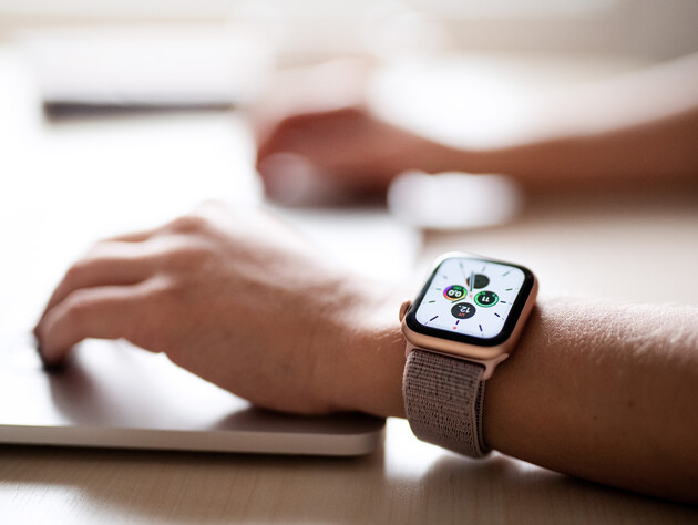 В двух моделях Apple Watch отключат функцию измерения уровня кислорода в крови из-за патентного спора