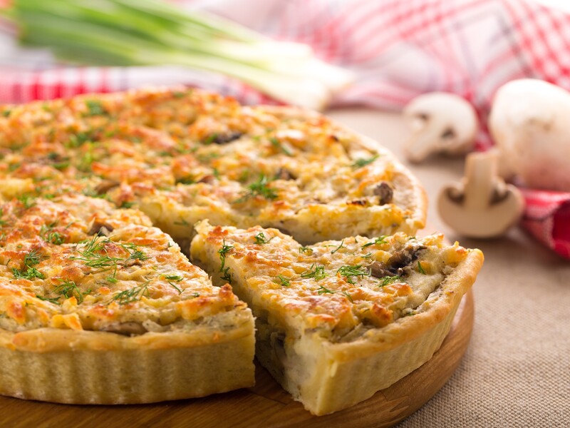 Пирог с курицей, грибами и сыром: полный рецепт и пошаговая инструкция