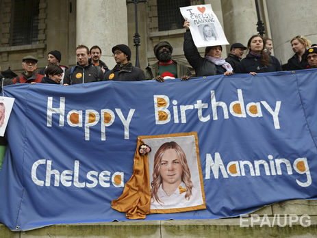 Обама на 28 лет смягчил приговор информатору Wikileaks Мэннинг