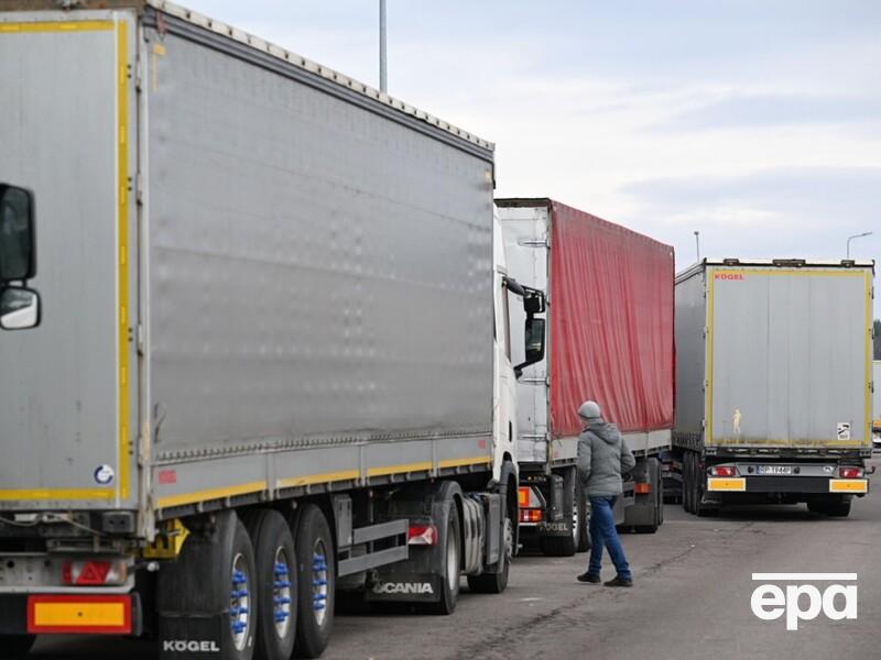 Польские таможенники сознательно тормозят движение украинского грузового транспорта – Ассоциация международных автоперевозчиков Украины