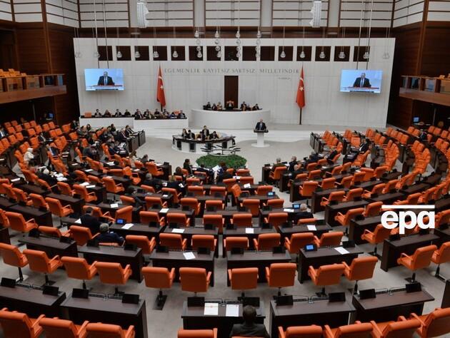 Парламент Турции одобрил вступление Швеции в НАТО