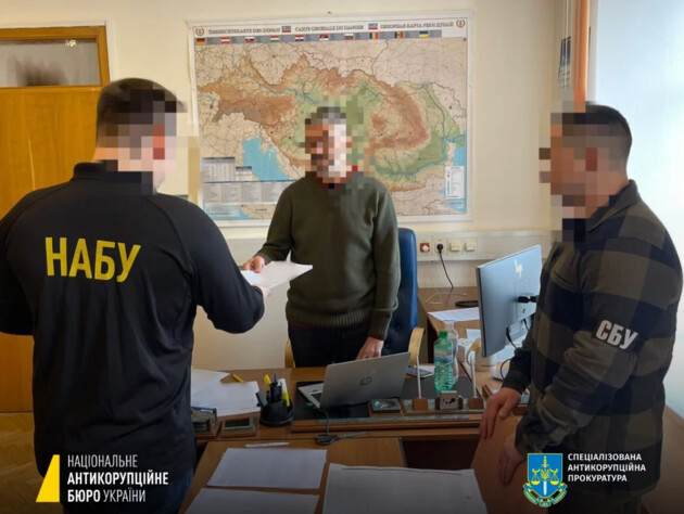 Двух экс-депутатов Одесского облсовета подозревают в краже 32 барж Дунайского пароходства