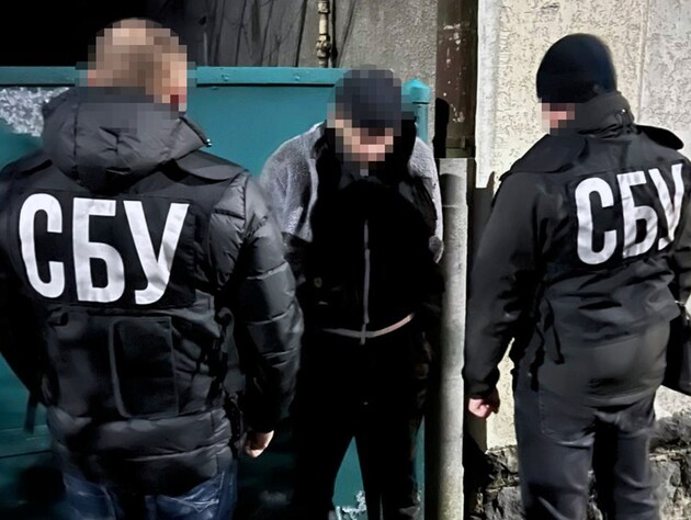 Полиция задержала мукачевца, предположительно бросившего гранату во двор депутата Закарпатского облсовета
