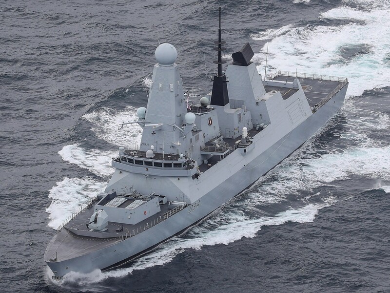 Британський есмінець HMS Diamond відбив атаку БПЛА хуситів у Червоному морі