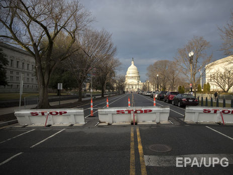 В Вашингтоне мужчина попытался сжечь себя в знак протеста против избрания Трампа