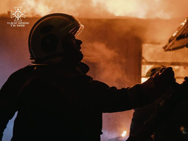 Харків атакували дрони Shahed, у місті втретє за день пролунали вибухи, виникла пожежа у житловій забудові