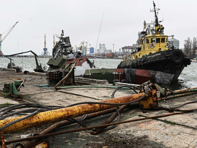 Через порт оккупированного Мариуполя россияне вывезли 140 тыс. тонн украденного зерна и металла – СМИ
