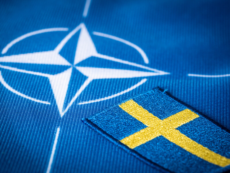 "Рискует безвозвратно испортить отношения с США". Американские сенаторы требуют, чтобы Венгрия немедленно одобрила вступление Швеции в НАТО 