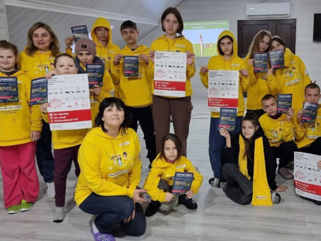 Дети, которые незаконно были вывезены в РФ, после возвращения в Украину прошли мастер-класс по минной безопасности от Фонда Рината Ахметова