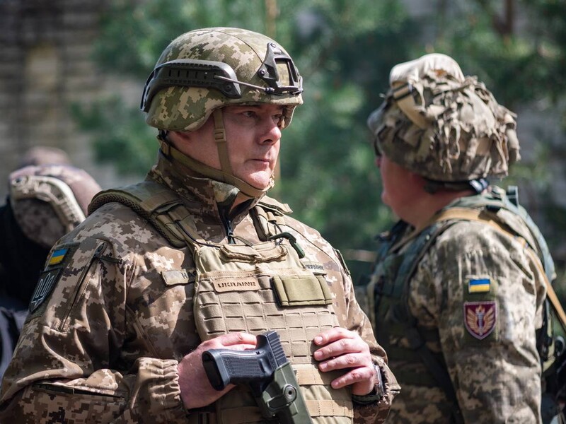 Два зразки українського озброєння увійдуть до підручників військового мистецтва – Наєв