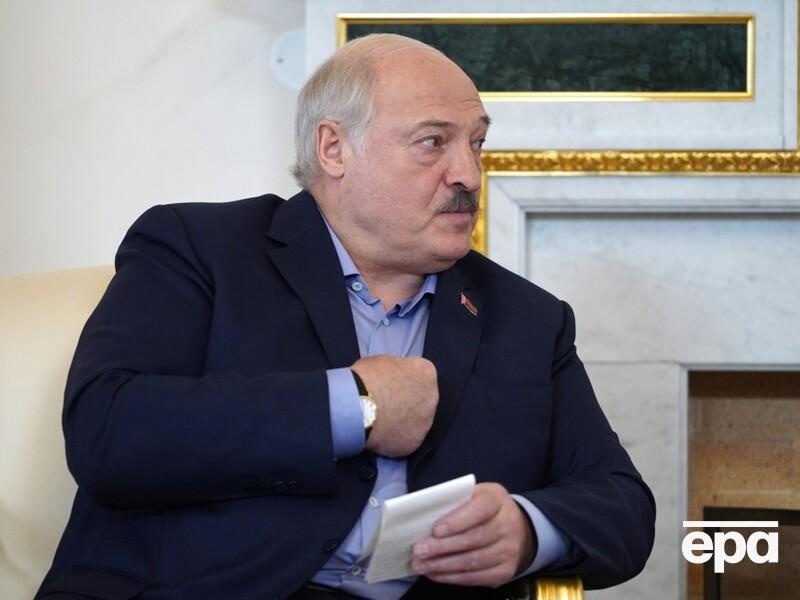 Лукашенко дозволив білоруським військовим застосовувати зброю проти громадян і не відповідати за їх убивство