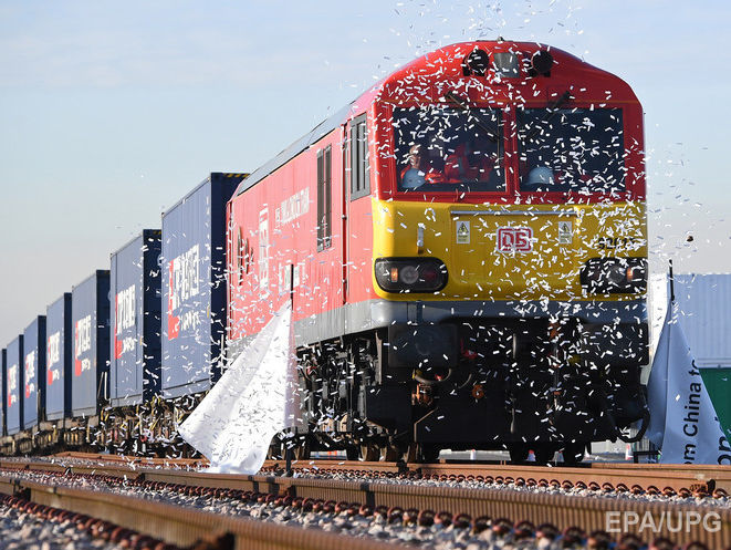 Впервые из Китая в Лондон прибыл товарный поезд