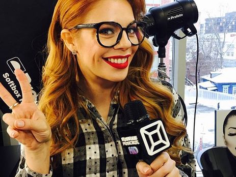 Беременная Стоцкая сменила цвет волос и прическу