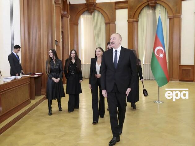 ЦВК Азербайджану оголосила, що на президентських виборах Алієва підтримало понад 92% виборців