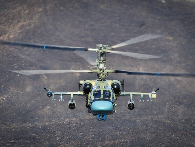 Українські військові знищили російський вертоліт Ка-52 