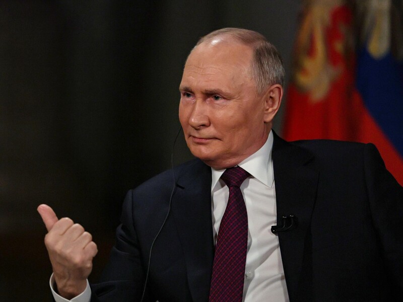 Путин заявил, что у РФ "нет никаких интересов" ни в Польше, ни в Латвии