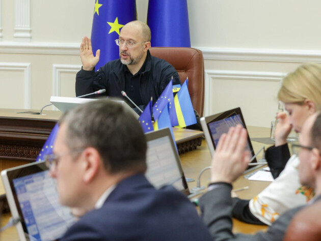 Кабмин создал Промышленно-оборонный комитет Украины под руководством премьера 