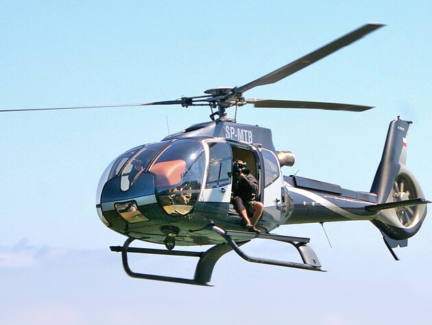 В американской пустыне разбился вертолет с шестью людьми на борту, выживших не нашли