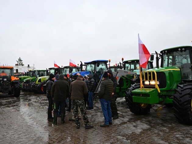 Польские фермеры планируют заблокировать все пункты пропуска на границе с Украиной