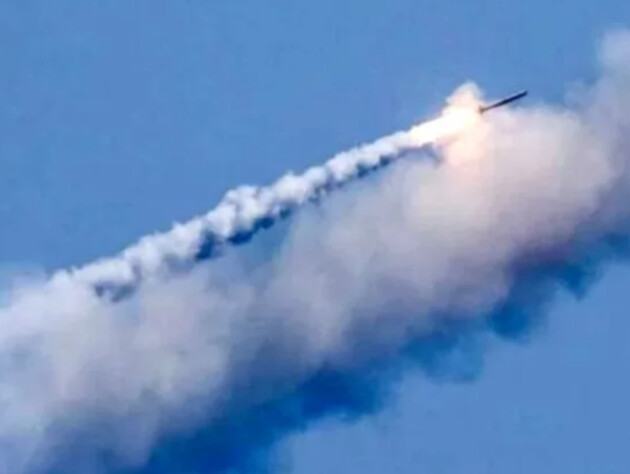 У Дніпропетровській області збили дві ракети, є влучання, без постраждалих – ОВА