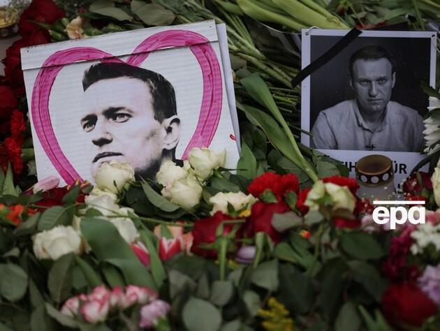 Тело Навального не отдают родственникам, оно 14 дней будет на 