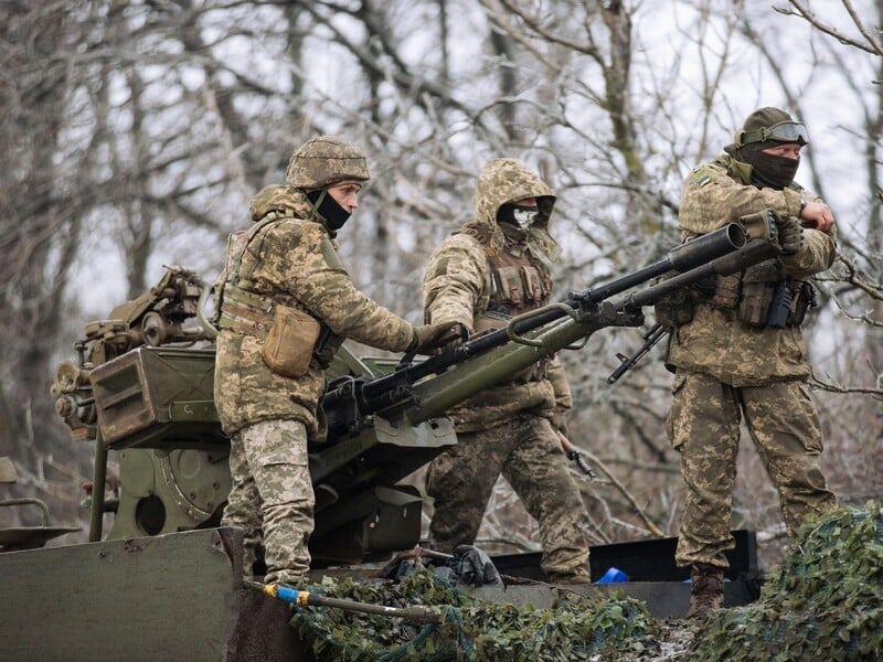 Украинские военные за сутки уничтожили 1230 оккупантов и сбили два российских самолета, на запорожском направлении отбиты 11 атак противника – Генштаб ВСУ