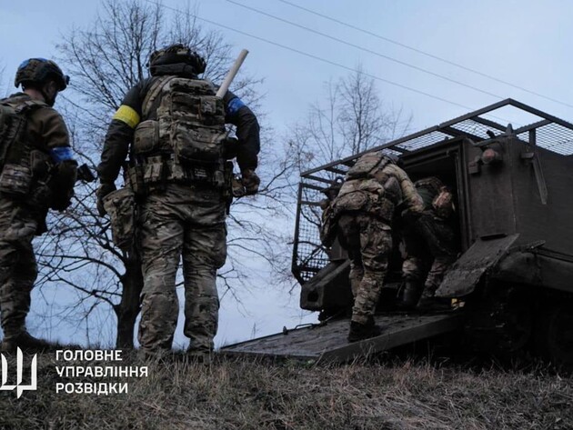 Силы обороны Украины вступили в бой с российской ДРГ на аналогах западных машин. Видео