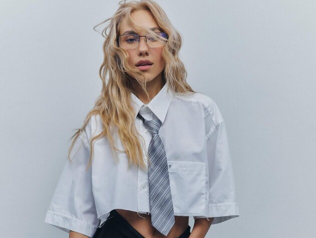 Квиткова снялась в образе сексуальной учительницы