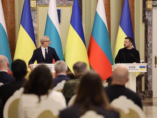 Премьер Болгарии призвал международное сообщество ускорить создание трибунала над РФ за преступления в Украине
