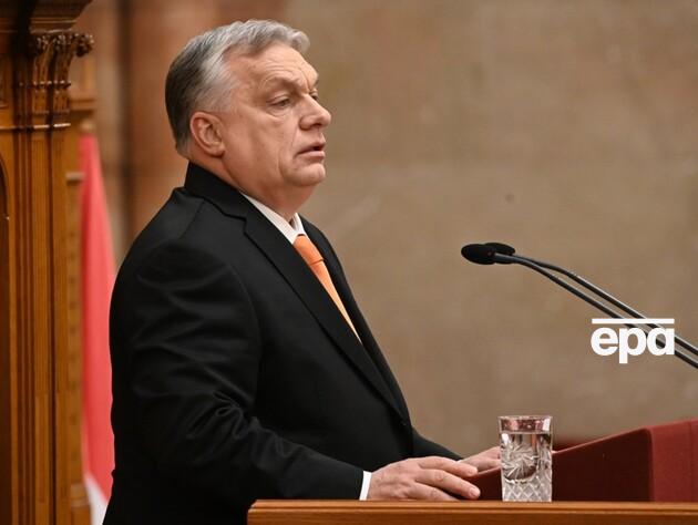 Орбан отказался почтить память Навального в парламенте и назвал его 