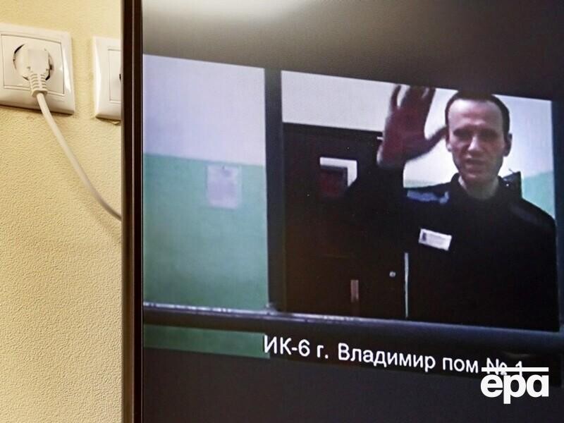 Осєчкін: За два дні до смерті Навального в колонію приїхали співробітники ФСВП та ФСБ і демонтували приховані "жучки" й мікрофони. Кому знадобилося, щоб запис про Навального раптом зник?