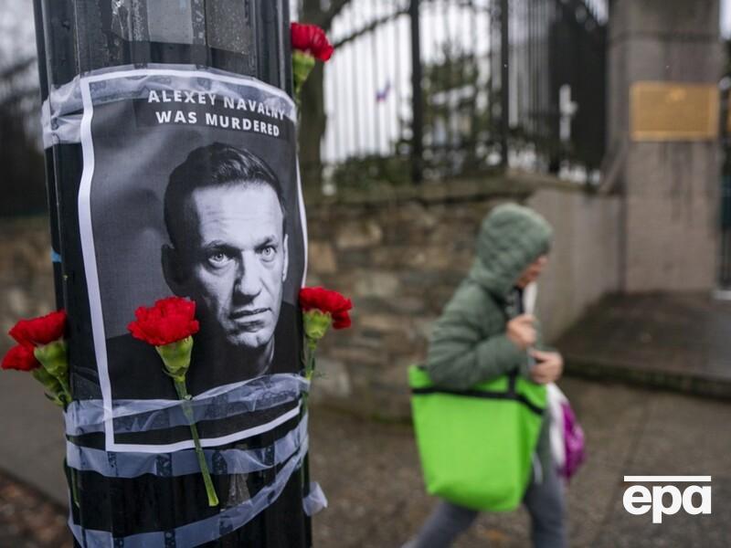 Навального поховають 1 березня в Москві
