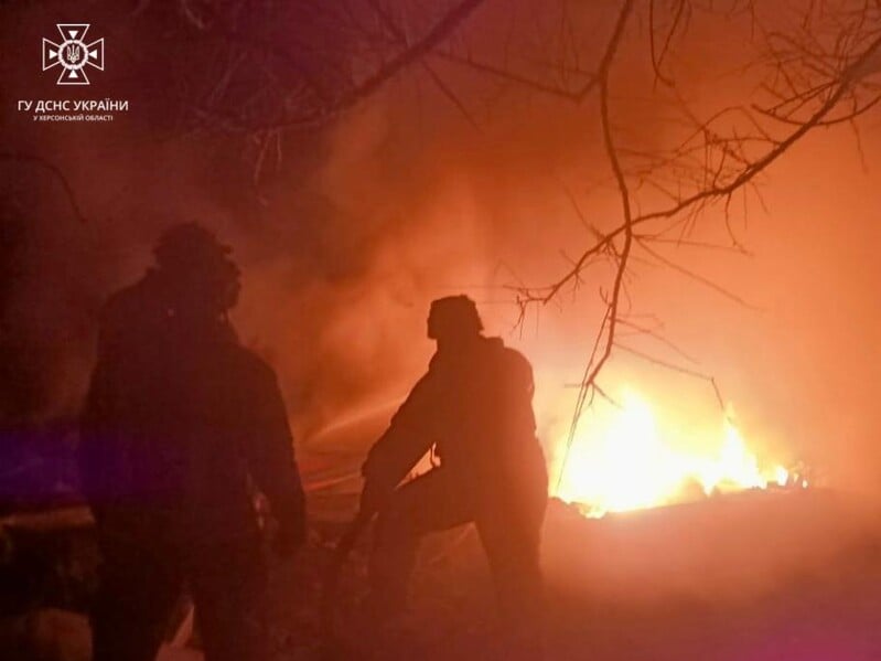 Окупанти вдарили дронами по багатоповерхівках в Одесі. Одна людина загинула, сімох поранено – ОВА